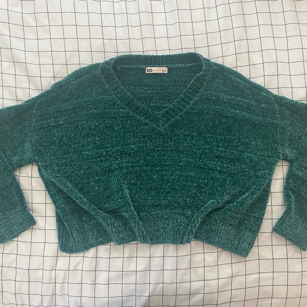 SO (Khols) - green crop knit sweater